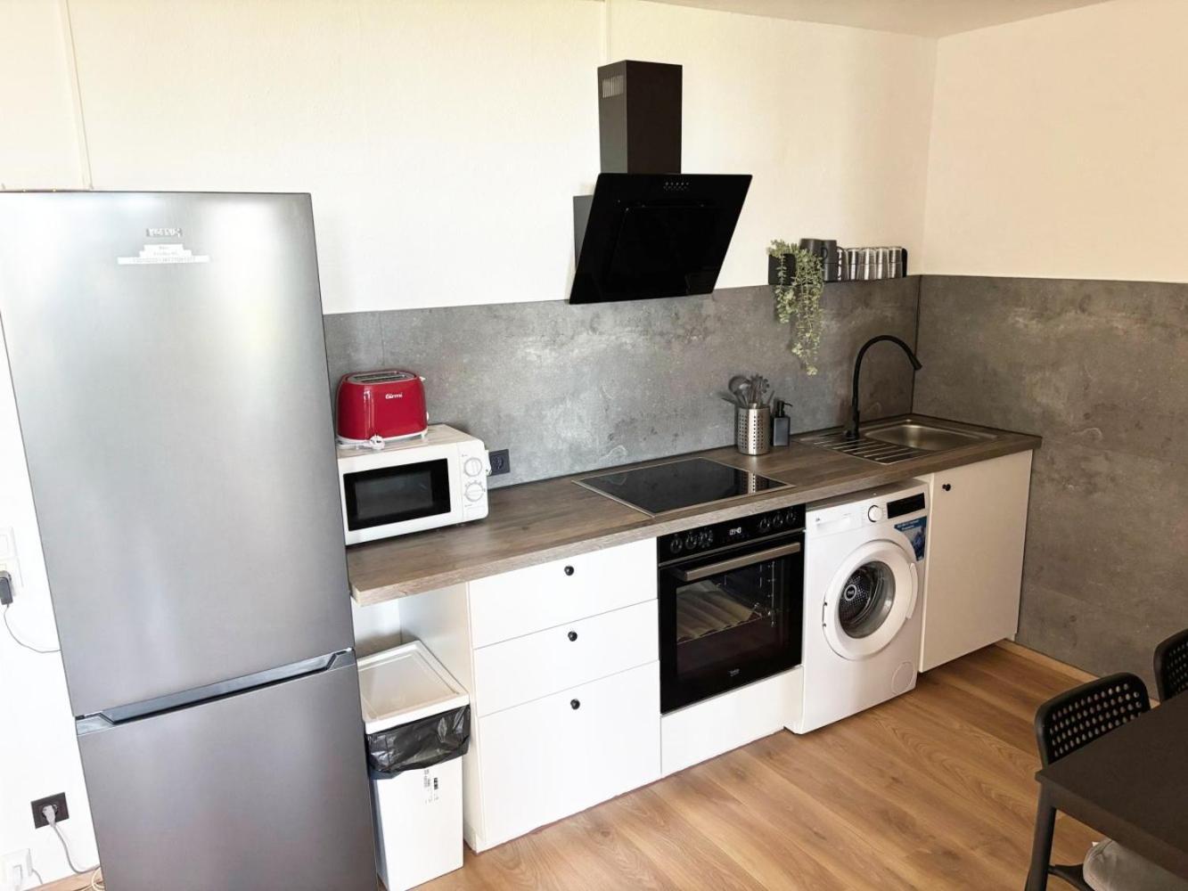Cologne Fair Apartment With Cathedral View Exterior photo